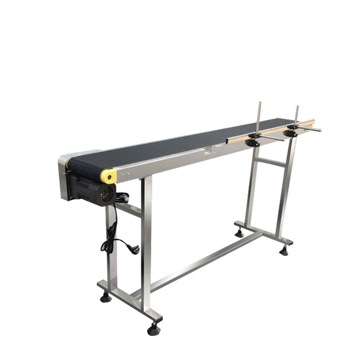 Metal conveyor belt for industrial use, featuring a sturdy frame and efficient design for heavy-duty applications